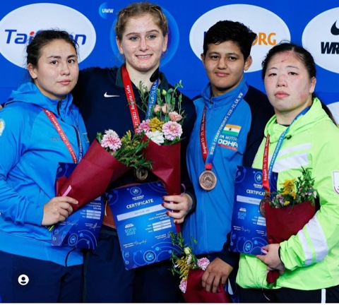 Әлем Чемпионатында әйелдер күресінен болған сайысты бәсеке өз мәресіне жетті